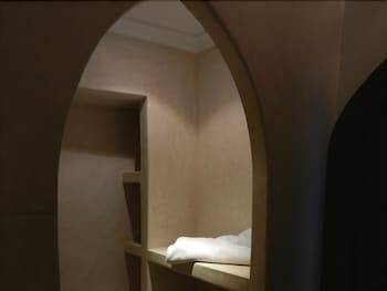Riad Maud 1