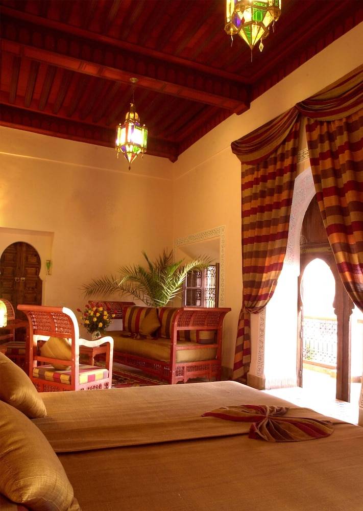 Riad Amina 2