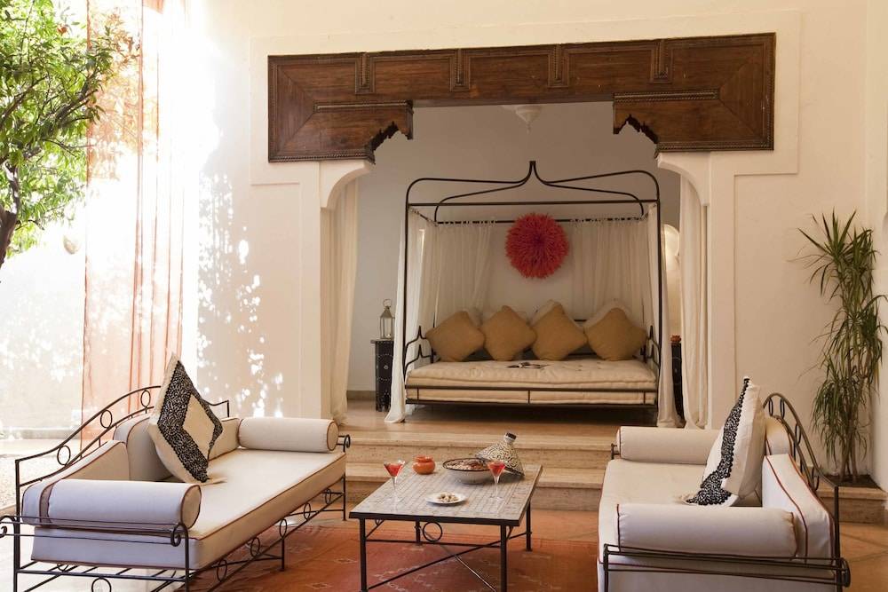 Riad Charaï 2