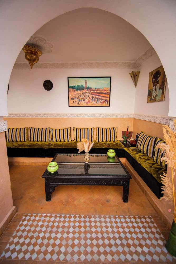 Riad Ta'achchaqa 2