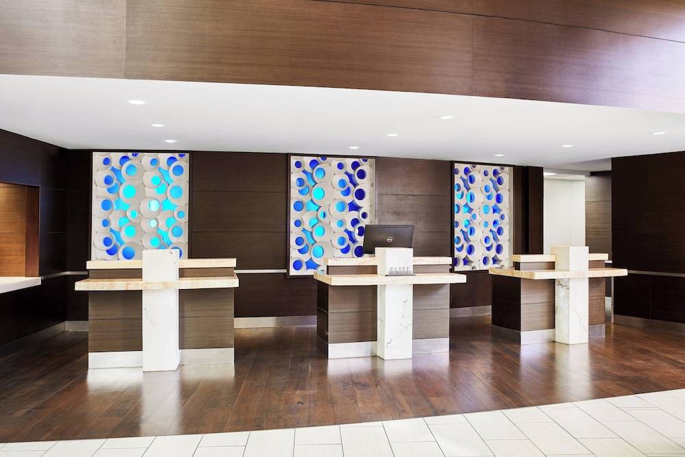 Delta Hotels by Marriott Phoenix Mesa 2