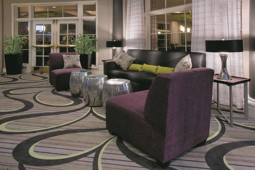 La Quinta Inn & Suites by Wyndham Mesa Superstition Springs 2