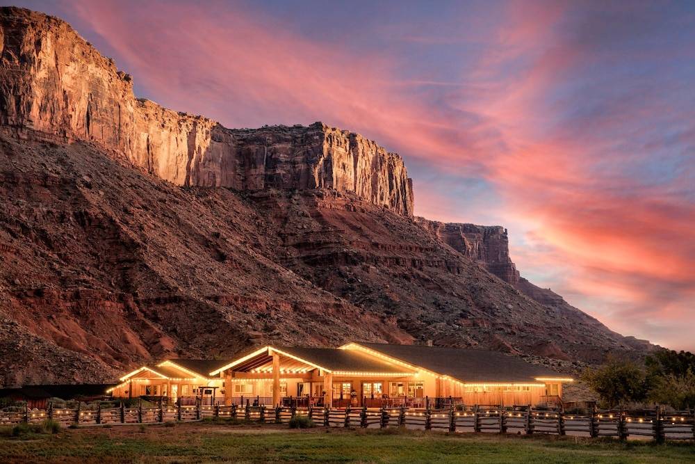 Red Cliffs Lodge Moab 1