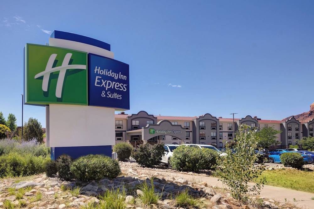 Holiday Inn Express & Suites MOAB by IHG 1