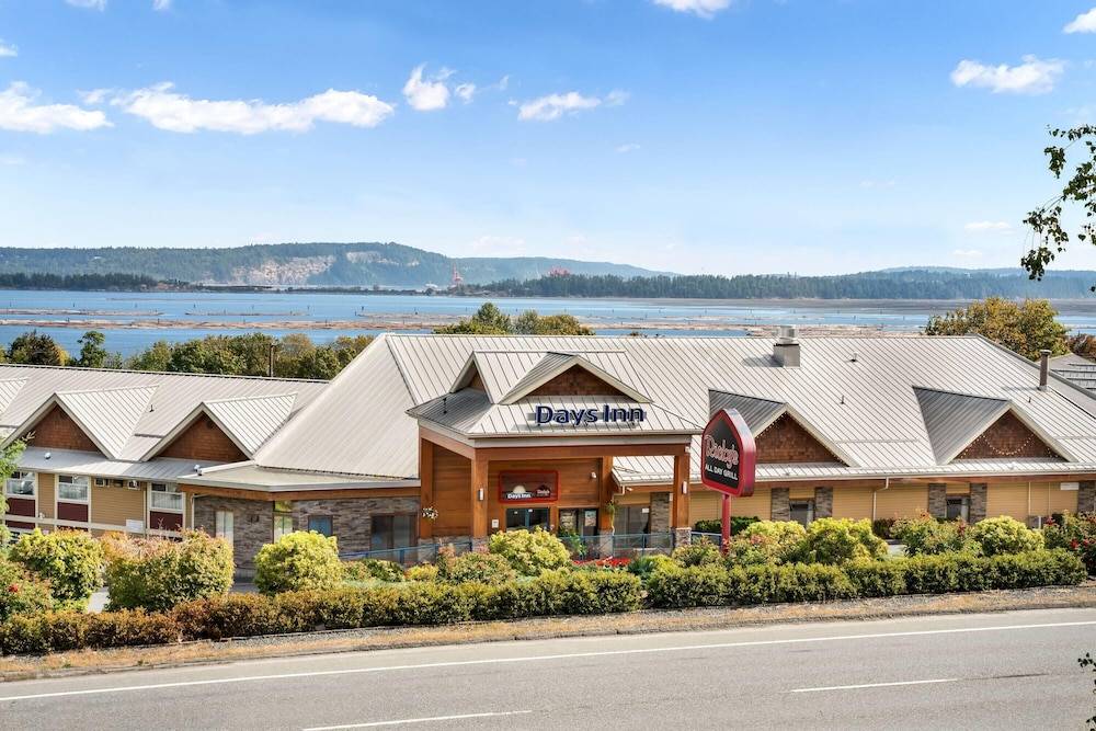 Days Inn by Wyndham Nanaimo 1