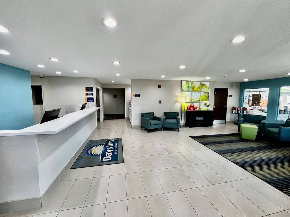 Days Inn by Wyndham Williams 2