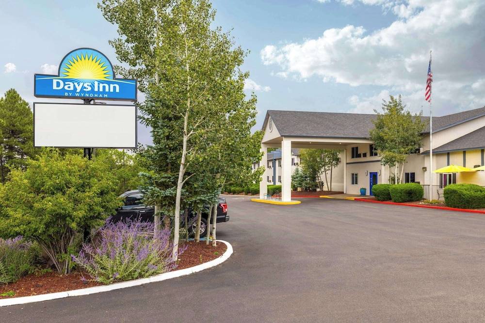 Days Inn by Wyndham Williams 1