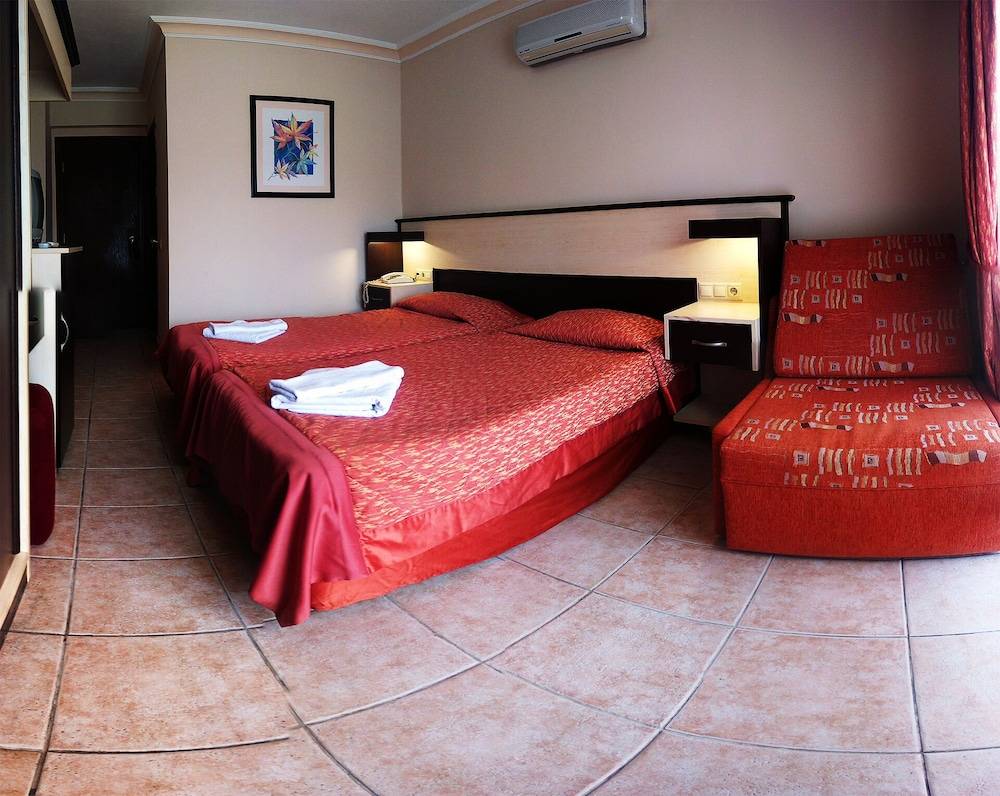 HİMEROS BEACH HOTEL 1