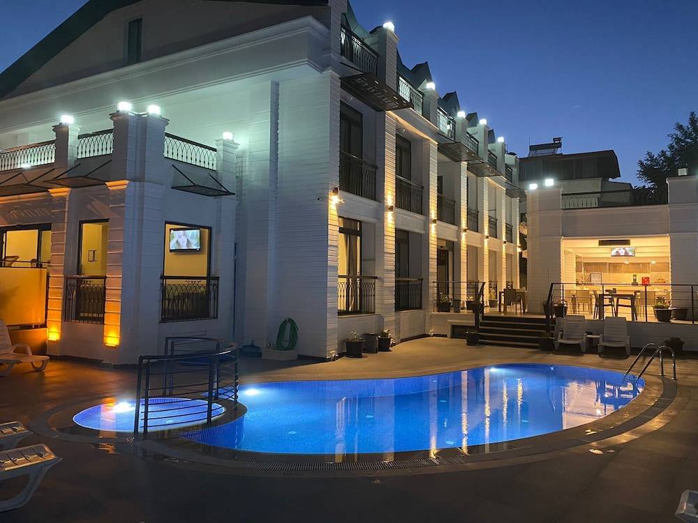 MİYAS LUXURY HOTEL 1