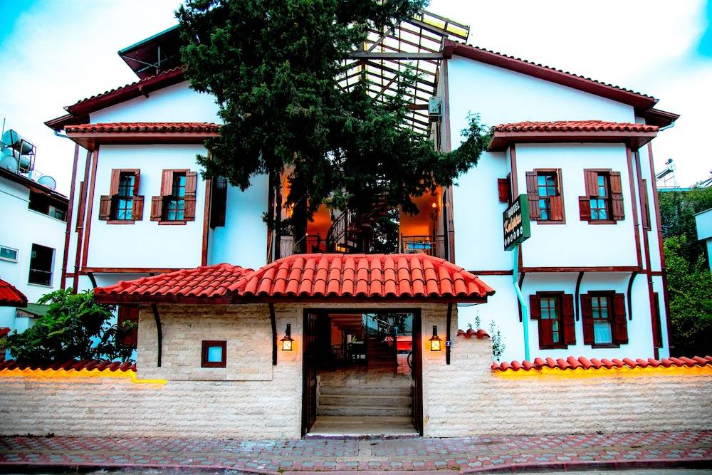 Kaliptus Hotel 1