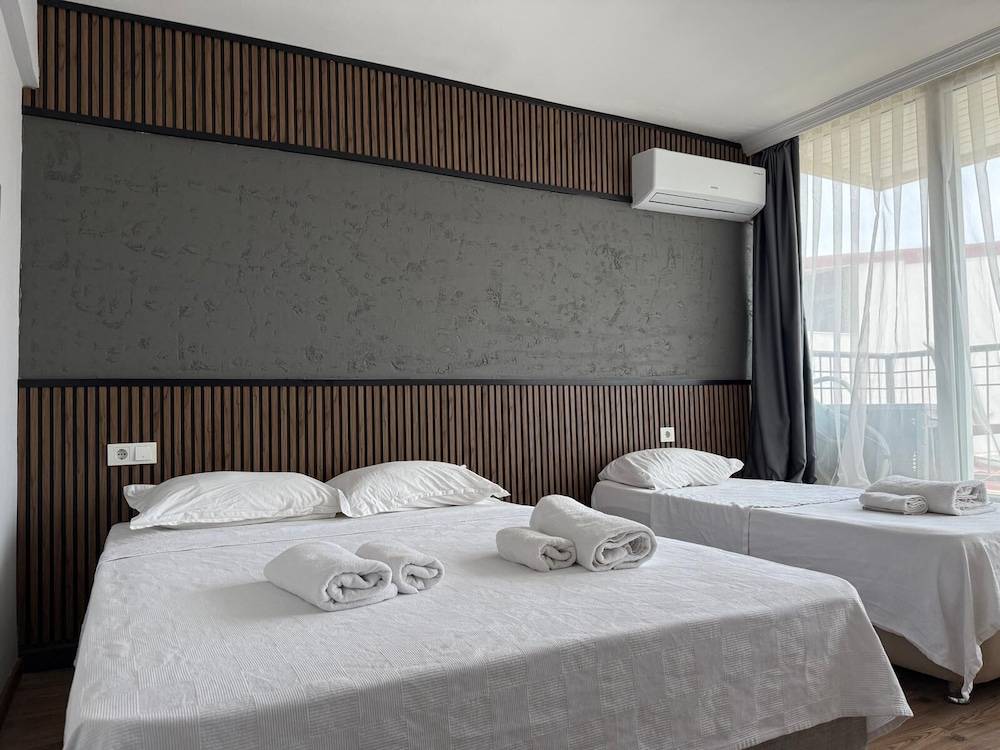 Romeo Beach Hotel 1