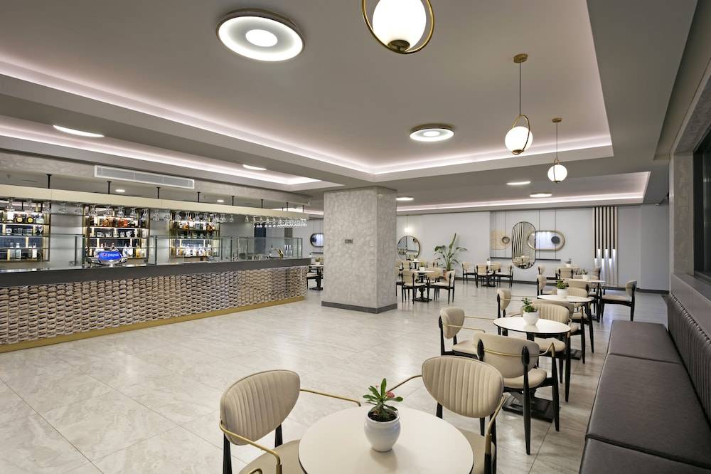 Movenpick Resort Antalya Tekirova 1