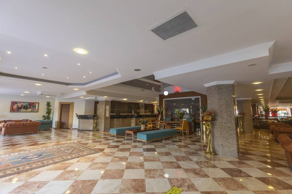 Fame Beach Hotel 2
