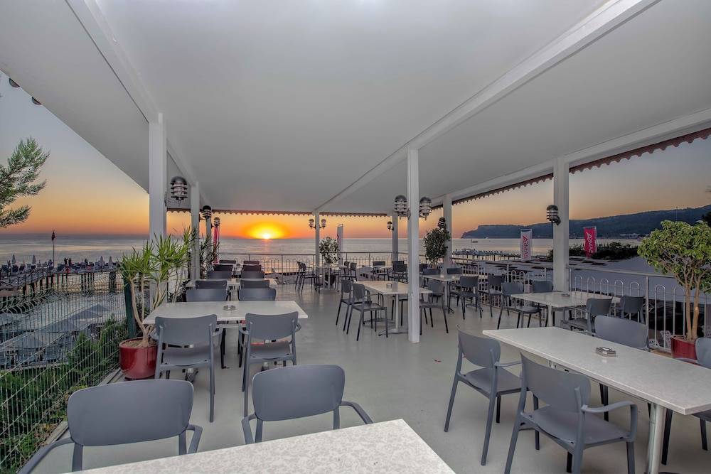 Armas Beach - All Inclusive 1