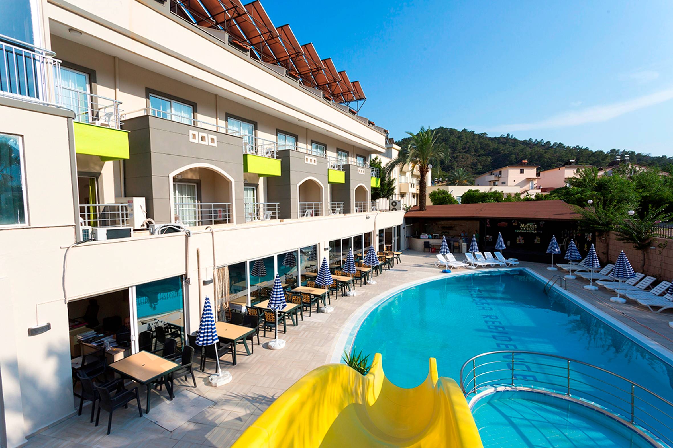 RICH MELISSA HOTEL 1