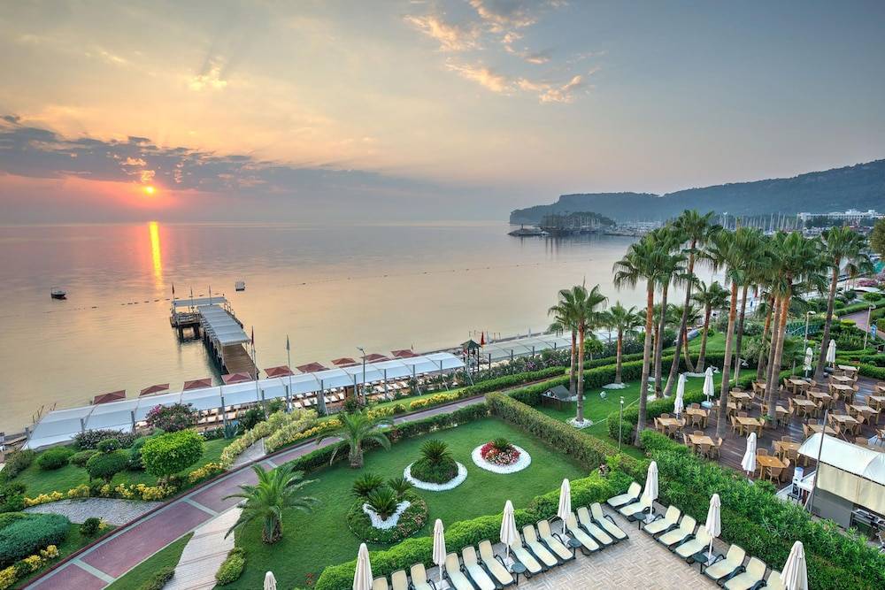 Golden Lotus Hotel 1