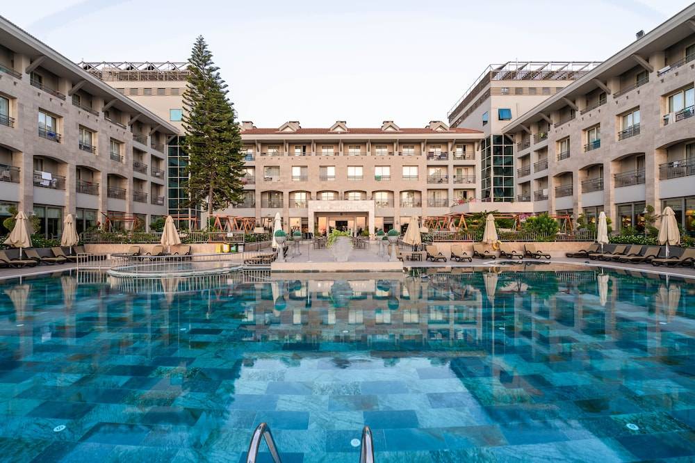 Fame Residence Kemer & Spa 1