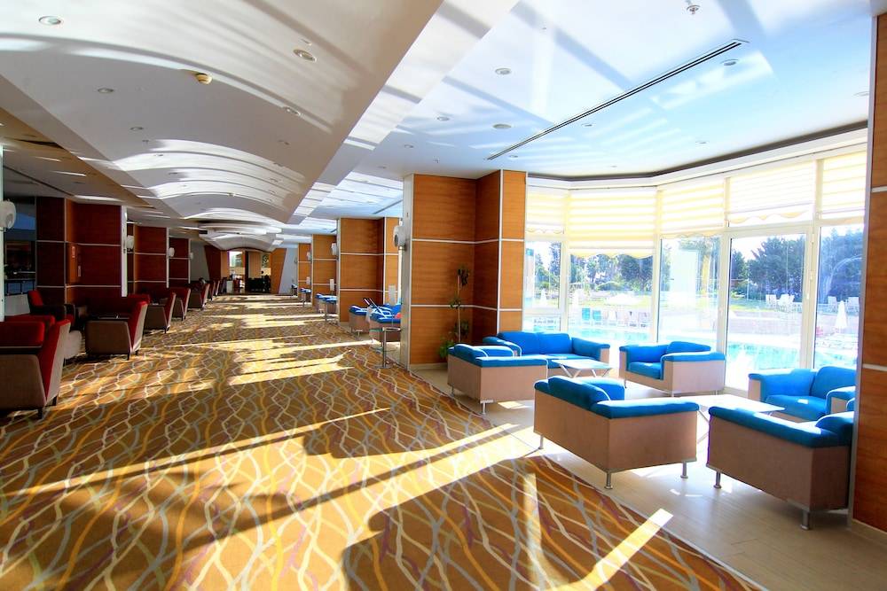 Rox Resort Hotel 2
