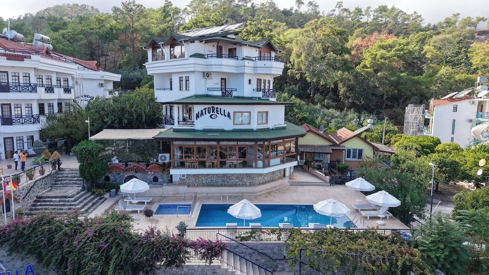 NATURELLA APART HOTEL 1