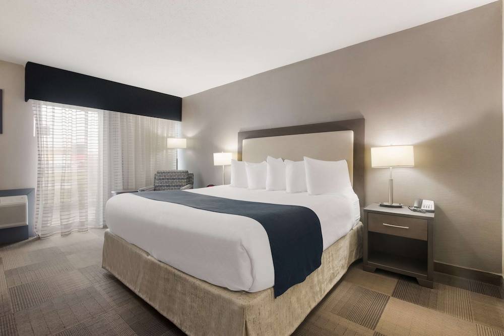 Best Western St Catharines Hotel & Conference Centre 1