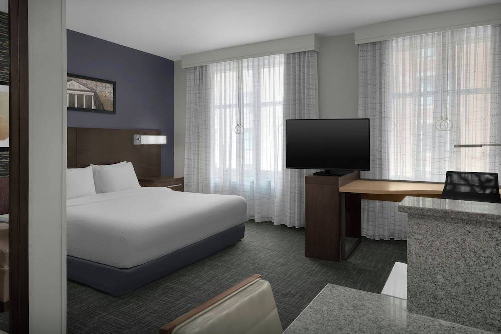 Residence Inn by Marriott Richmond Downtown 1