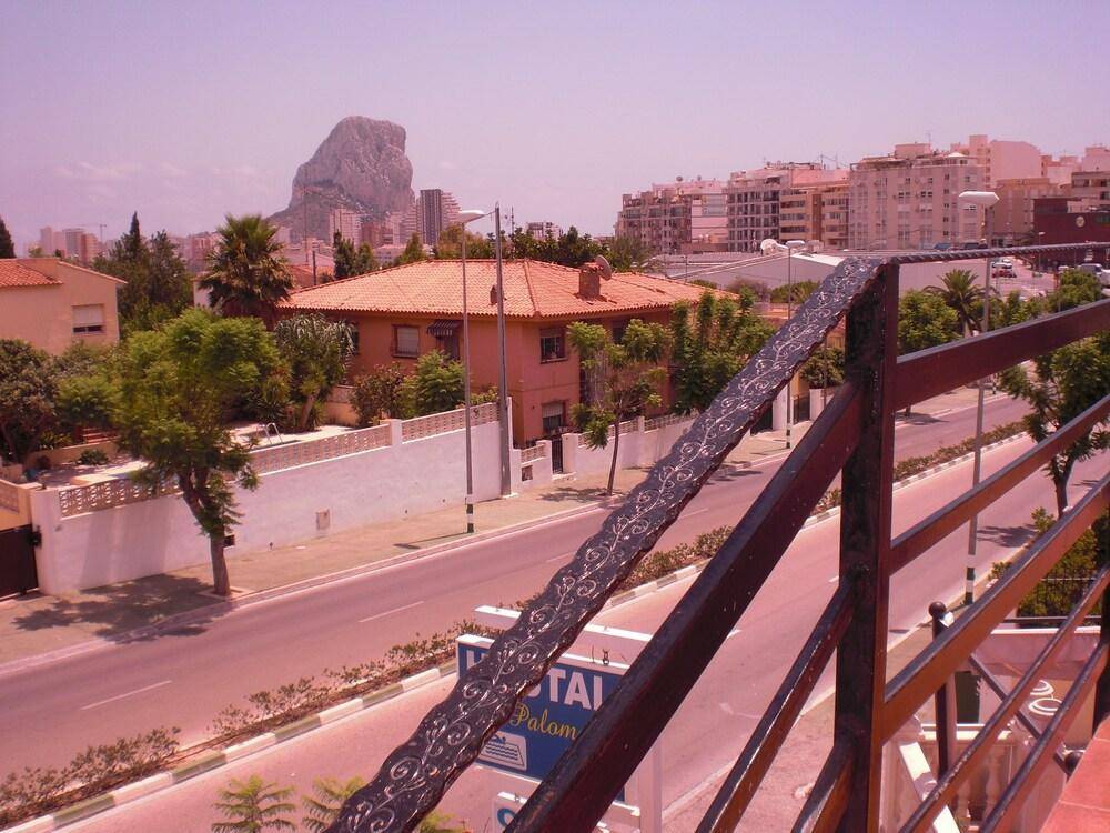 Hostal La Paloma II 2