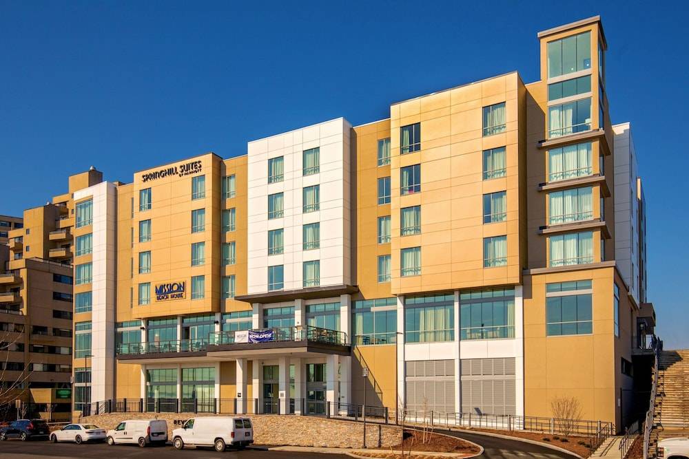 SpringHill Suites by Marriott Boston Logan Airport Revere Beach 1