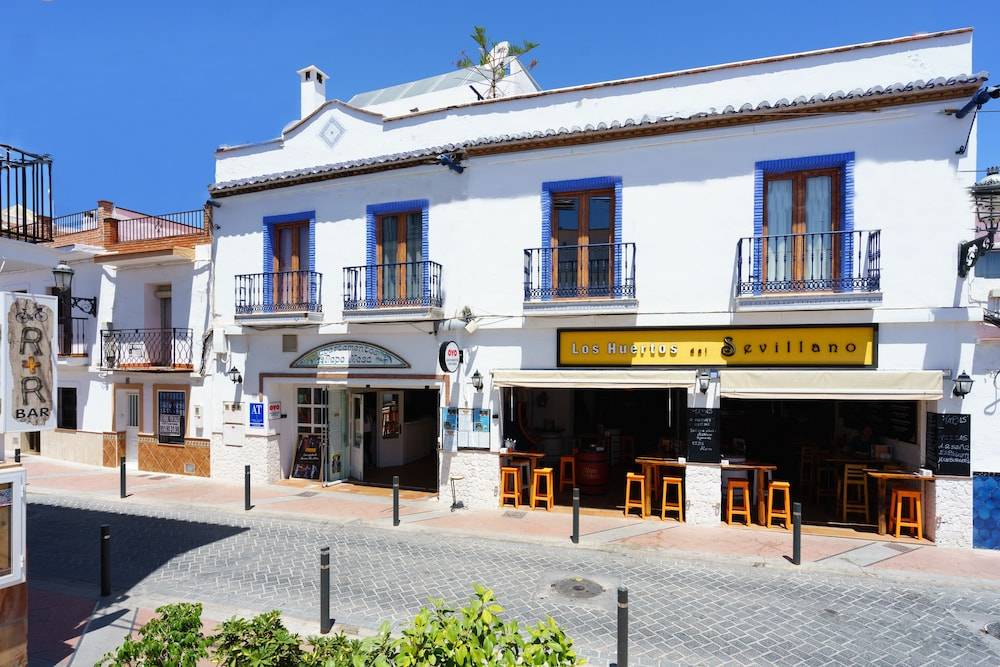Apartamentos Pepe Mesa 1
