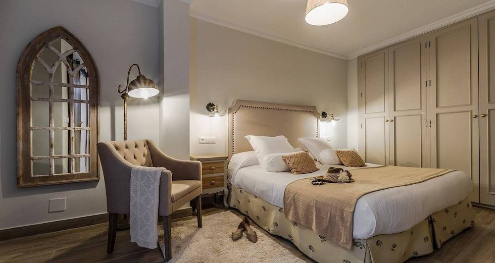 Hostal Boutique Plaza Cantarero 1