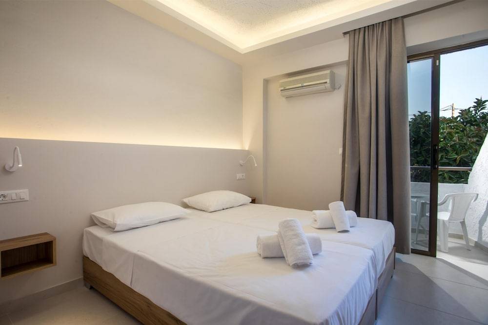 Nikos BnB 1