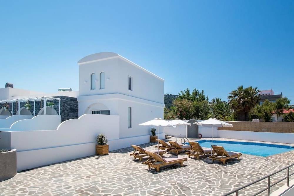 Alexander Studios & Suites - Adults Only 1