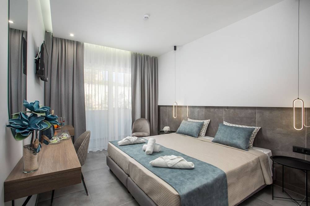 FRESH HOTEL FALIRAKI 1