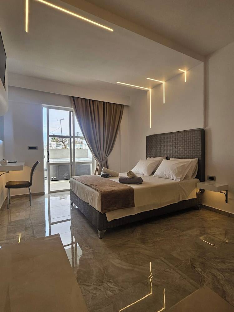 Casa Blue Sarantis 1