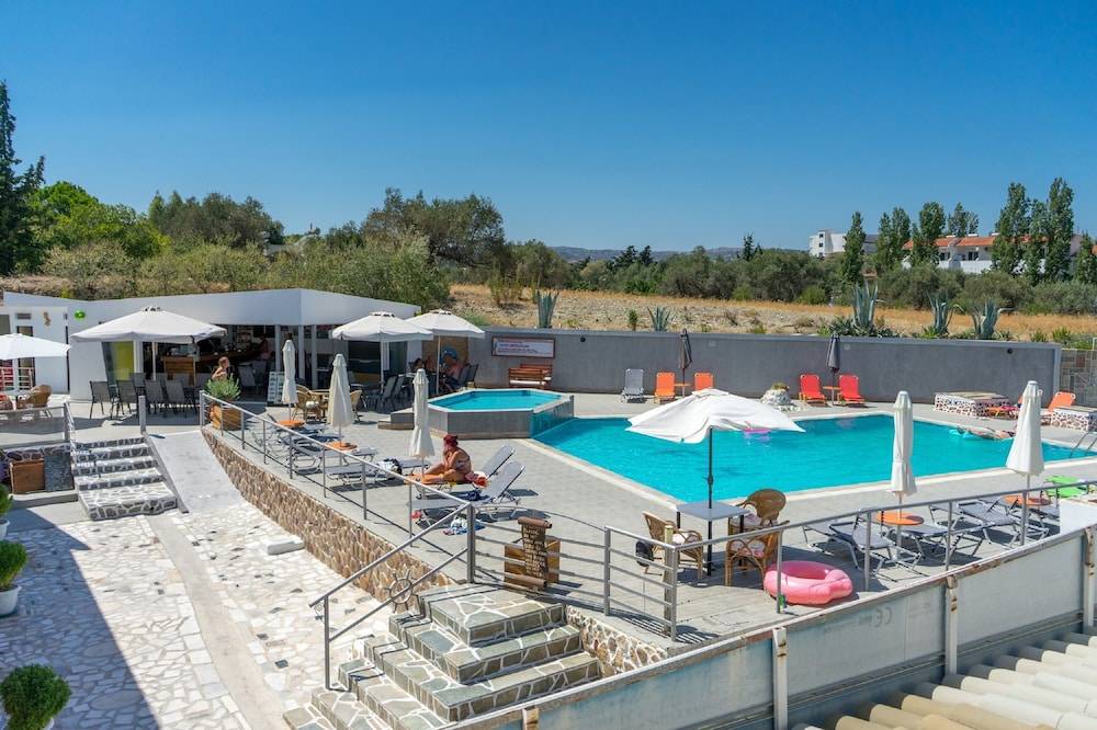 Family House Faliraki Studios Apartments 1