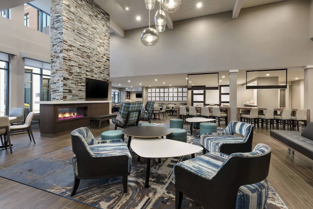 Residence Inn Long Island Garden City 2