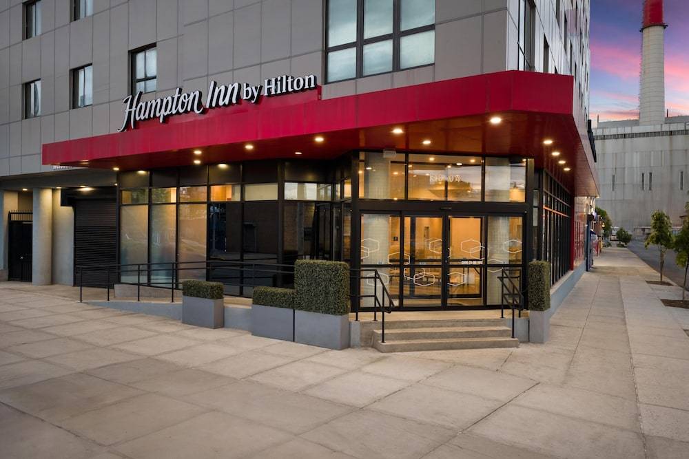 Hampton Inn Long Island City NY 1