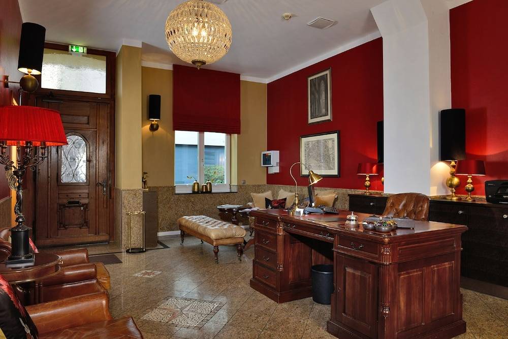 Hotel Domstern 2