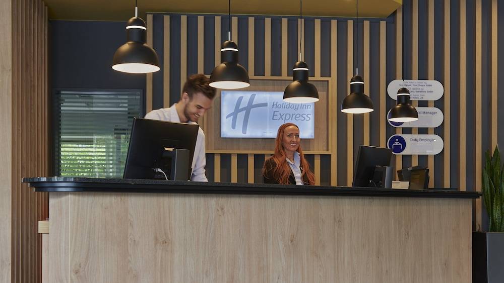 Holiday Inn Express COLOGNE - MUELHEIM by IHG 2