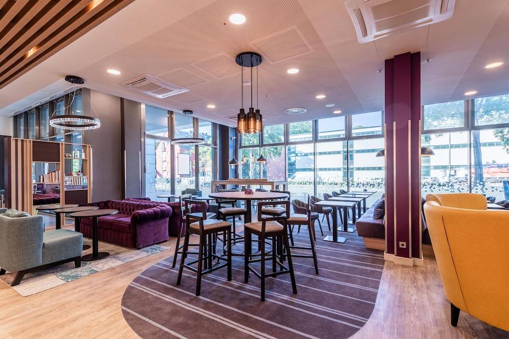 Premier Inn Köln City Süd 2