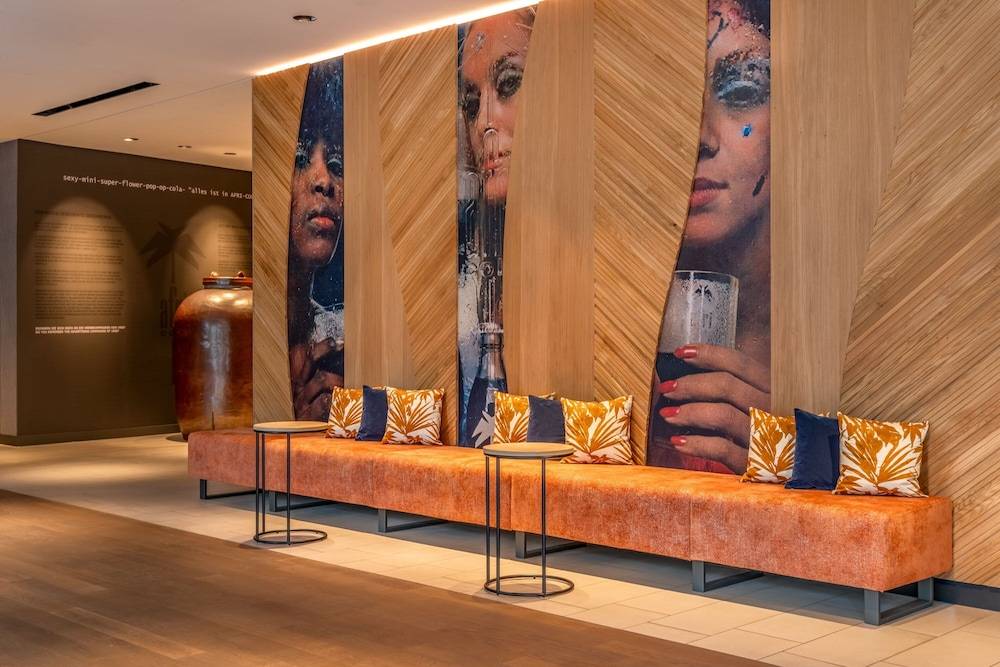 Courtyard by Marriott Cologne 2