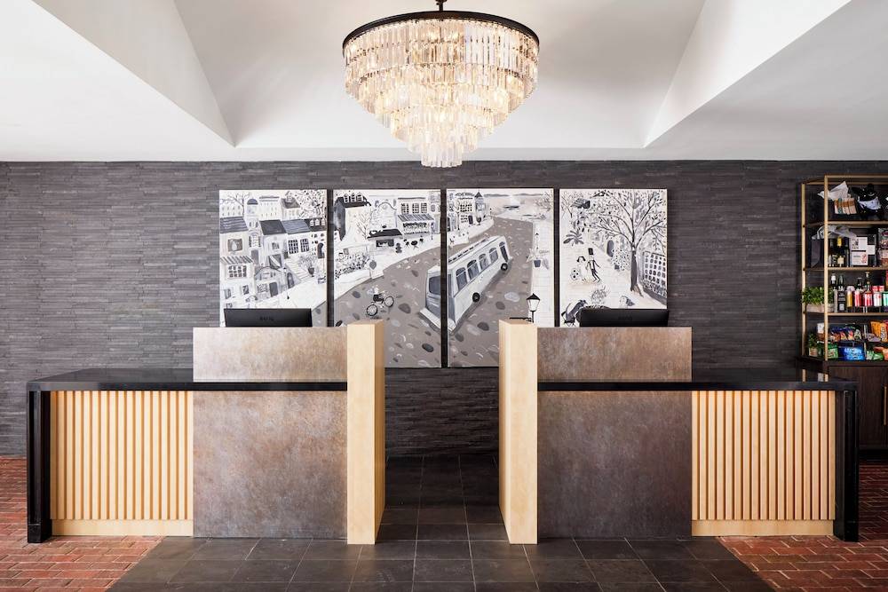 Archer Hotel Old Town Alexandria 2