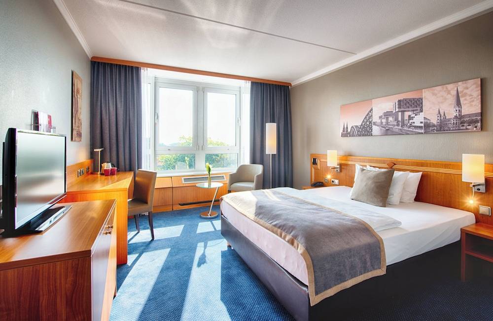 Leonardo Hotel Köln Bonn Airport 1