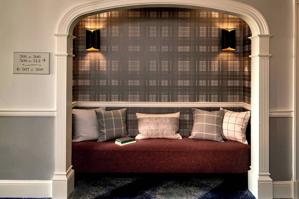 Morrison House Old Town Alexandria, Autograph Collection 2