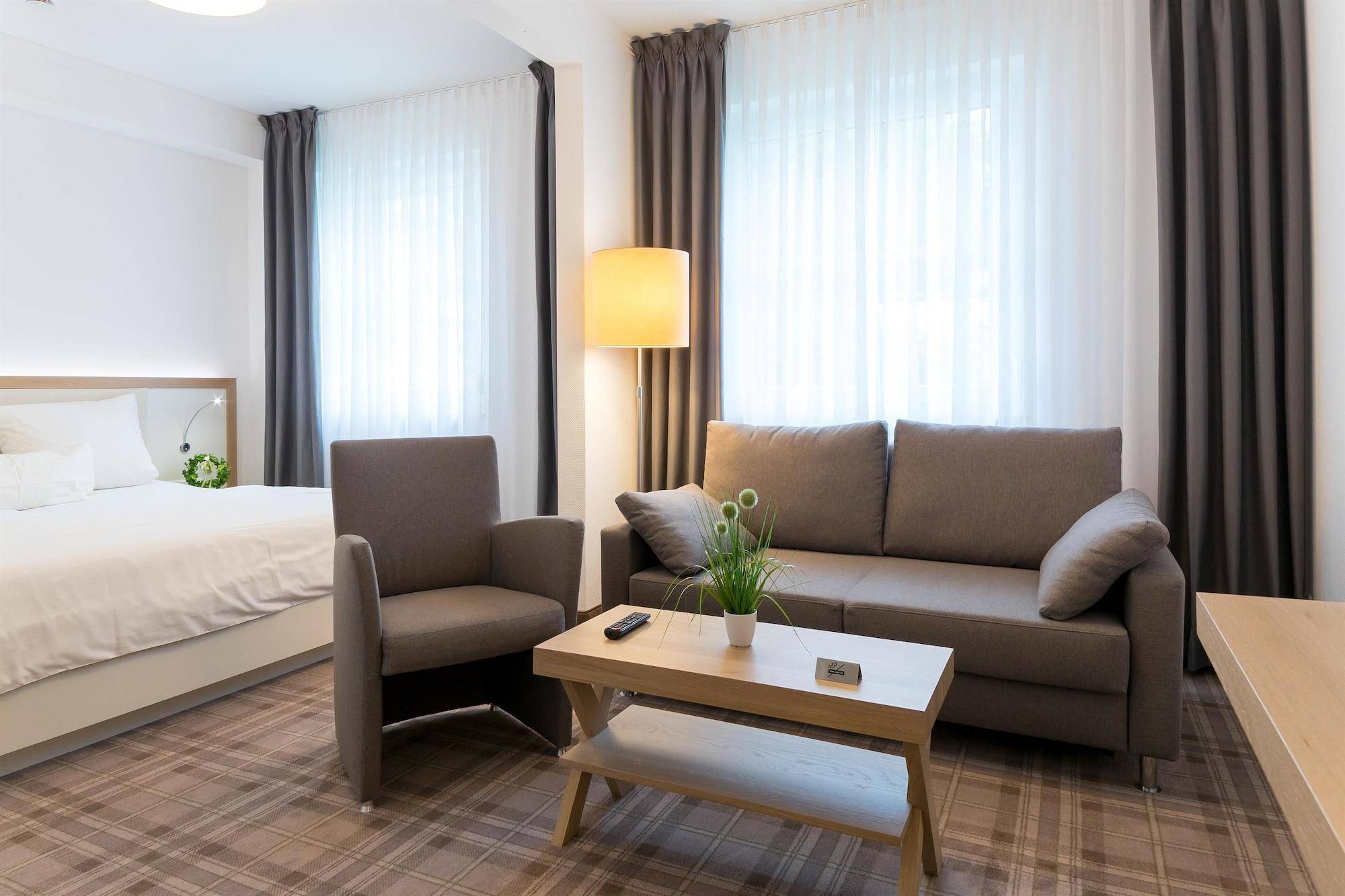 Hotel zum Kuhhirten 1