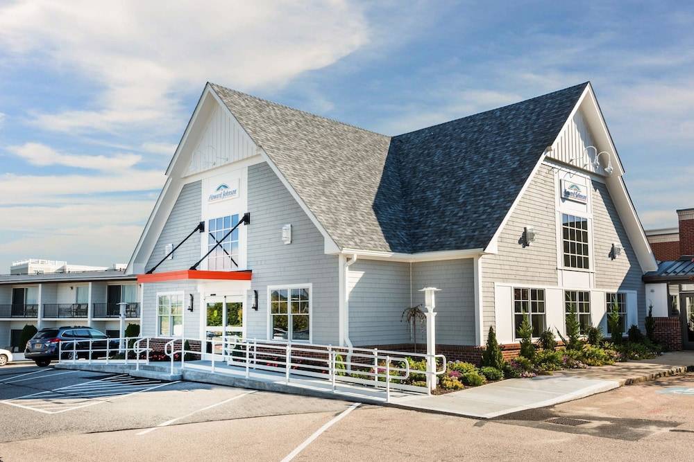 Howard Johnson by Wyndham Middletown Newport Area 1