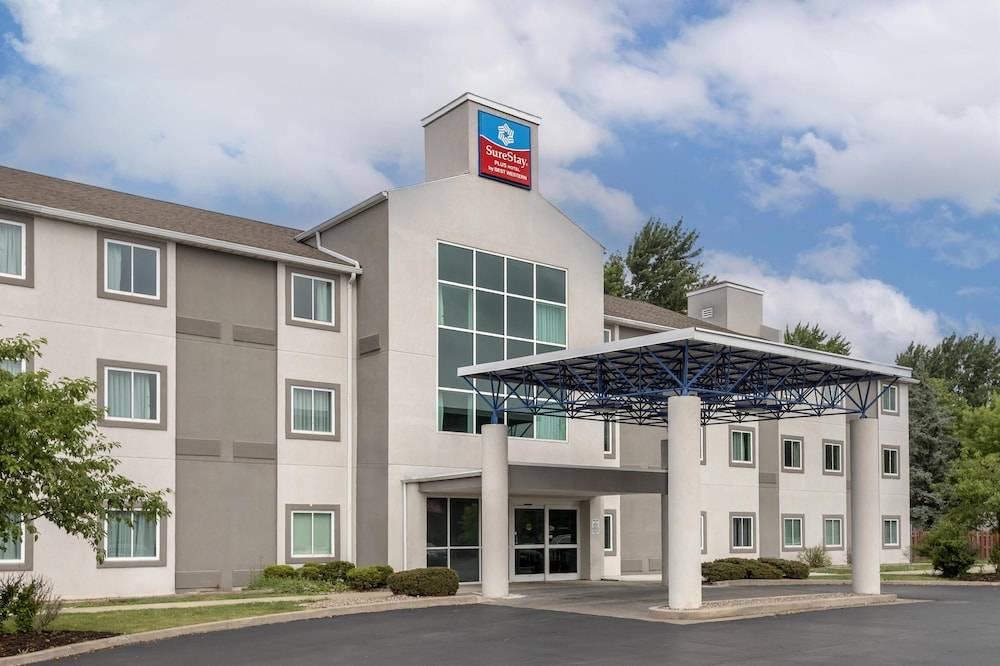 SureStay Plus Hotel by Best Western Niagara Falls East 1