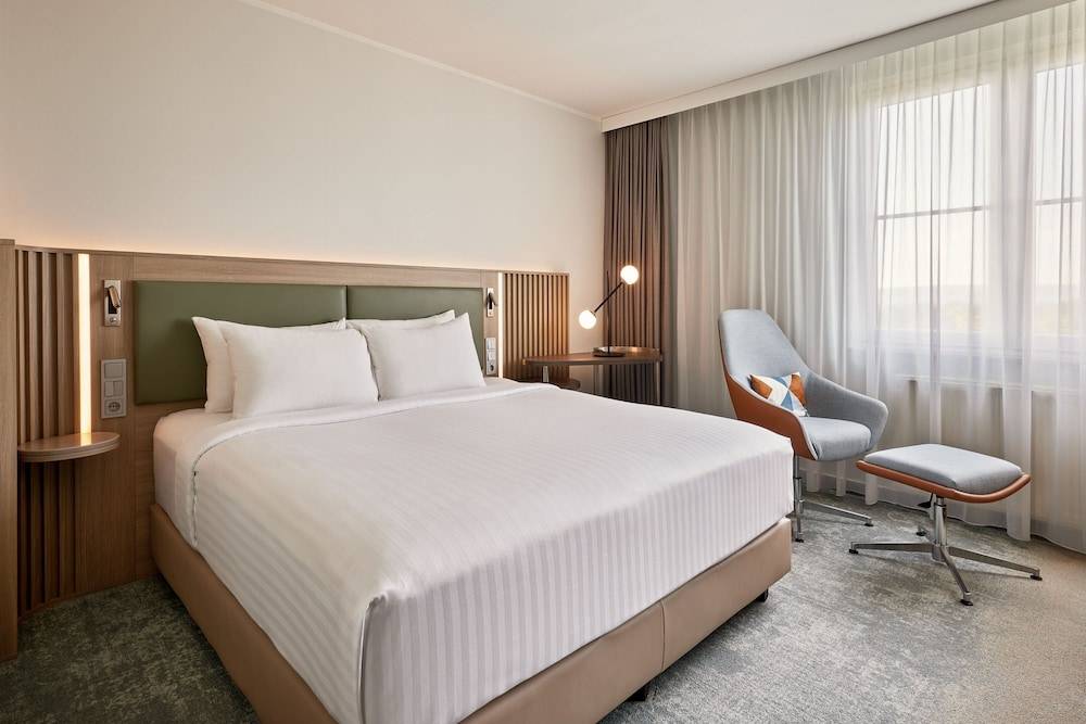 Courtyard by Marriott Dortmund 1