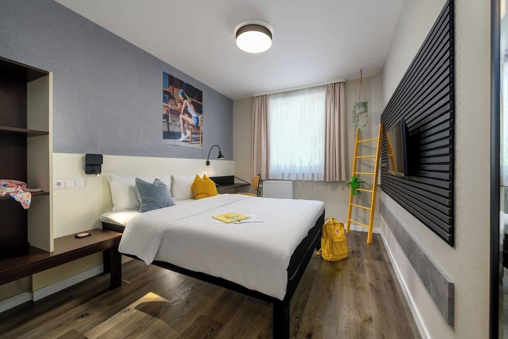 SleepinRoomz Boutique Hotel Dortmund-West 1