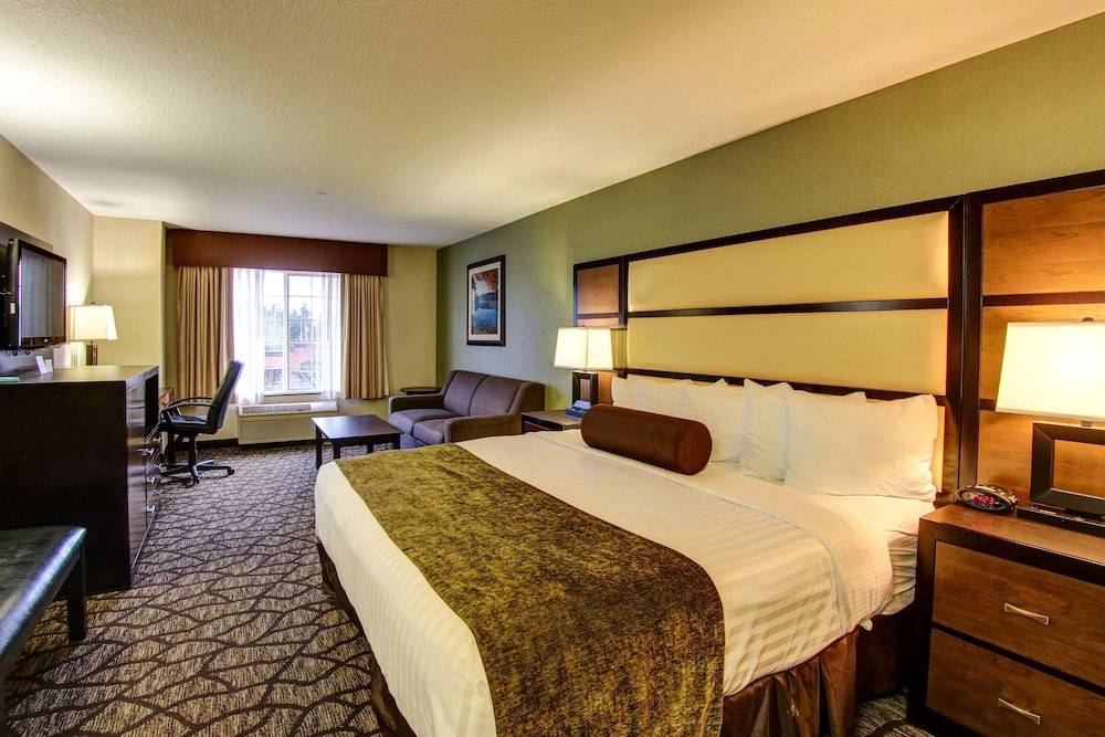 Best Western PLUS Vancouver Mall Drive 1