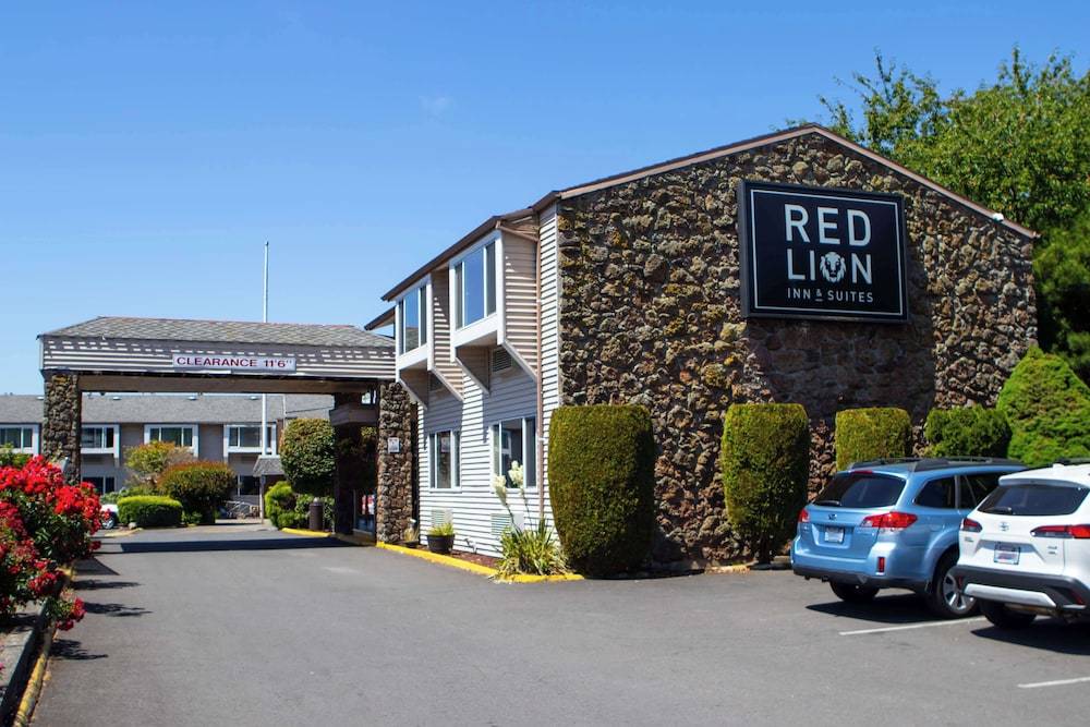 Red Lion Inn & Suites Vancouver 1